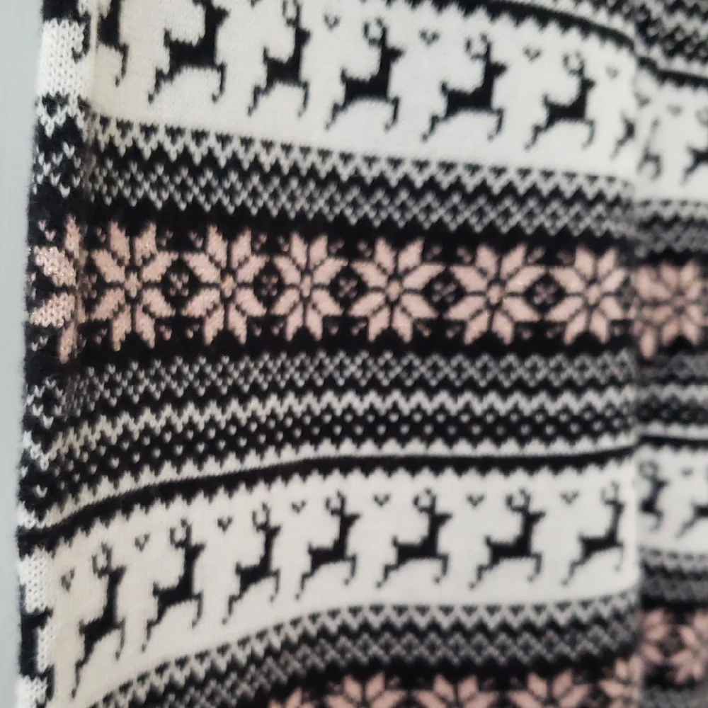 Children's Place Nordic Knit Black and White Leggings  Sparkle Snowflakes NWT